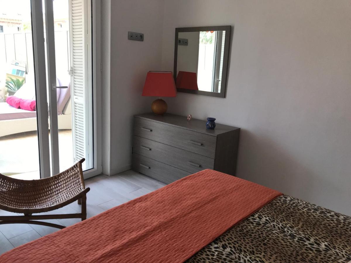 Appartement Terrasse Dans Palace Centre Ville مينتون المظهر الخارجي الصورة